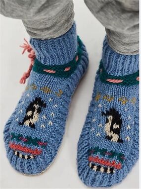 Free People X French Knot Frosty Friends hand knit slipper socks S/M NWT wool